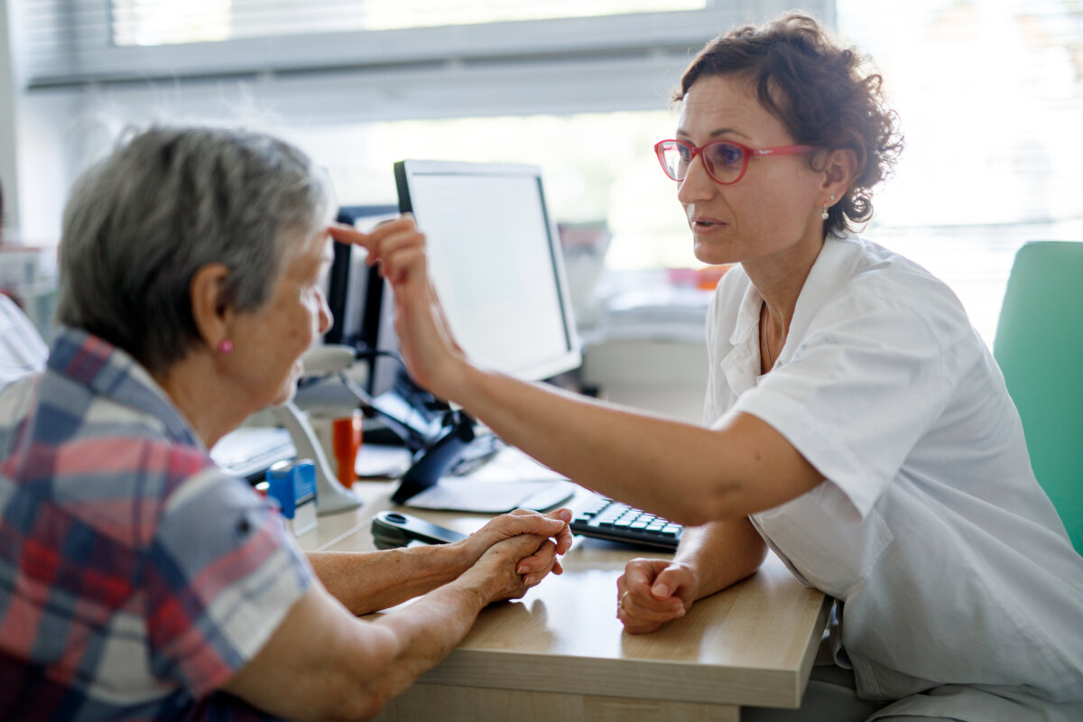 Cílená léčba a imunoterapie výrazně prodlužuje přežití pacientů s pokročilým melanomem